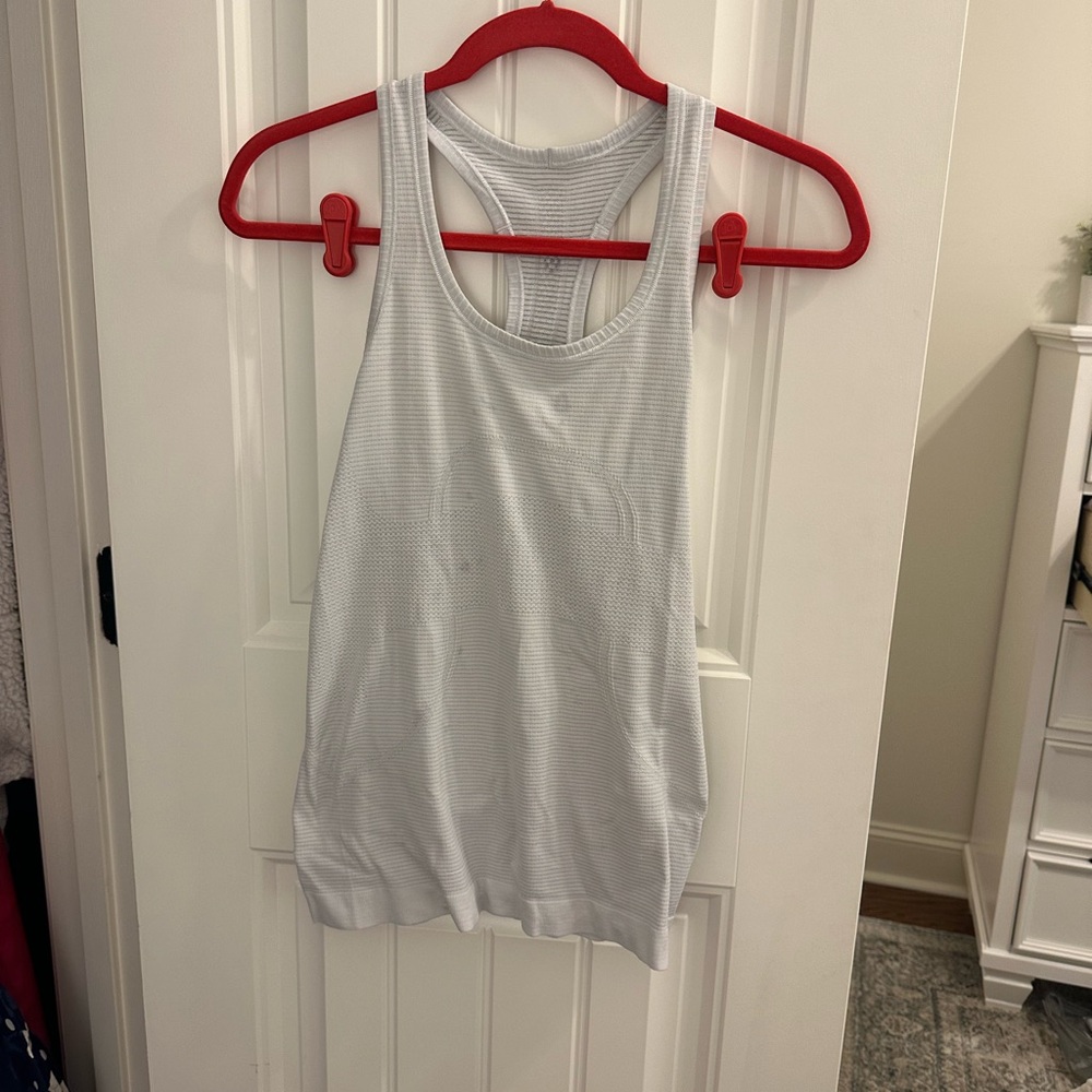 Lululemon Athletica Light Gray Tank Top